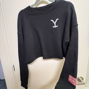 Dutton Ranch Yellowstone Black Cropped Sweatshirt
